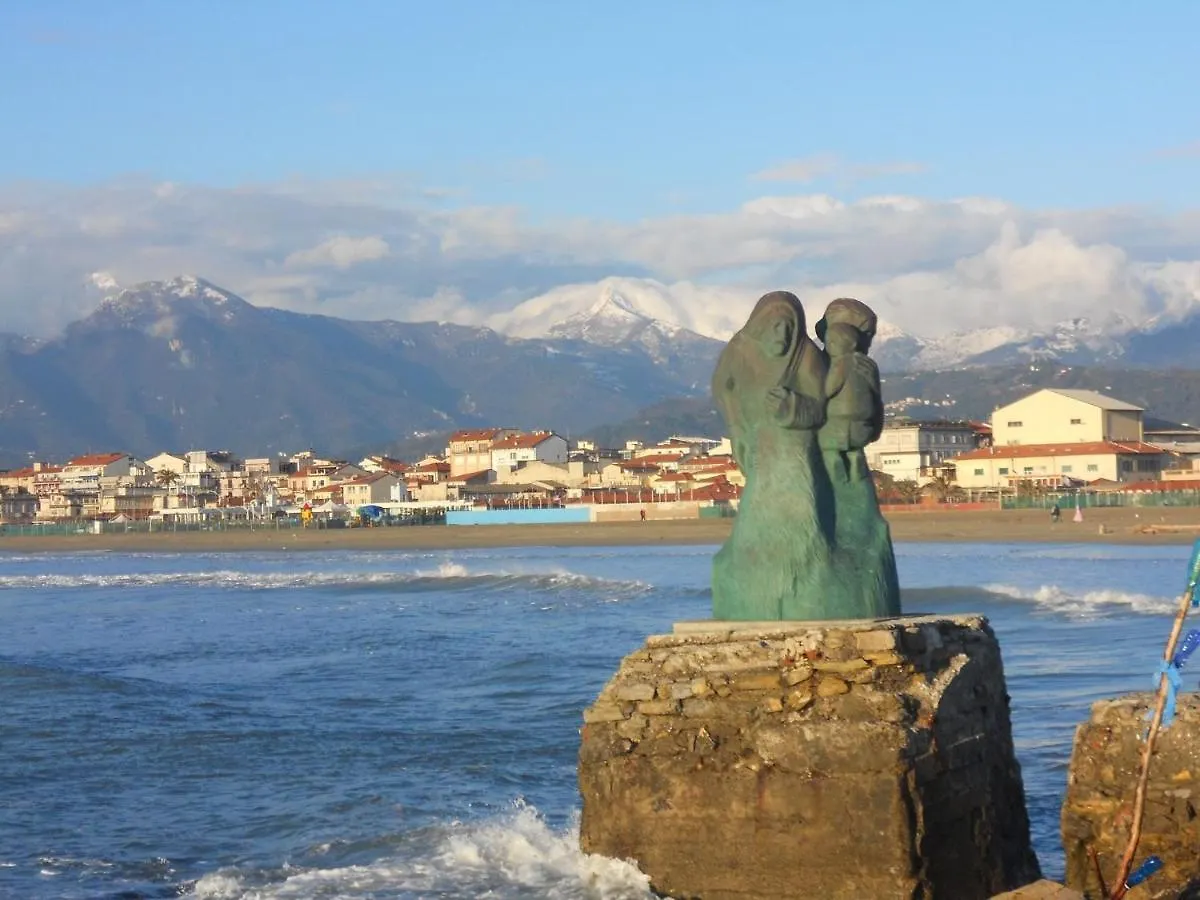 Vakantiehuis Belvilla By Oyo Serena Marina di Massa Italië